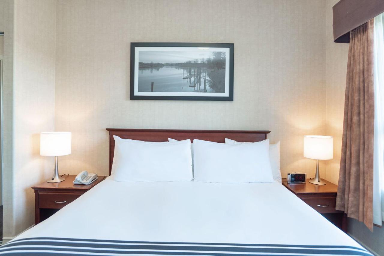 Sandman Suites Surrey - Guildford Esterno foto