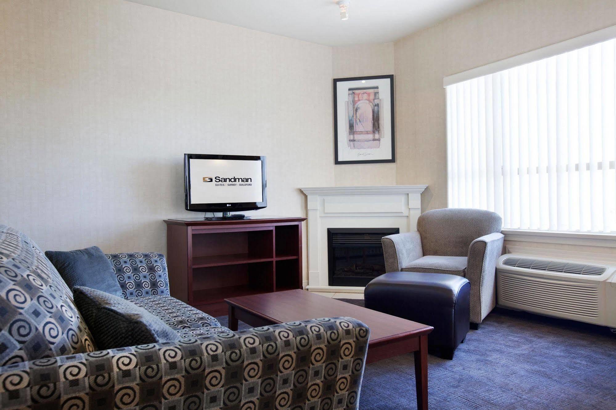 Sandman Suites Surrey - Guildford Esterno foto